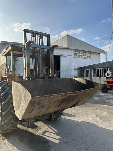 Usato Muletto Nobili 320 15 con benna