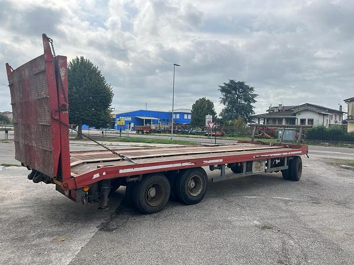 Usato Pianale agricolo 3 assi Bertoja- portata 165q