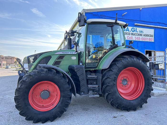 Usato Fendt 512 con cambio Vario e TMS- ore 6500