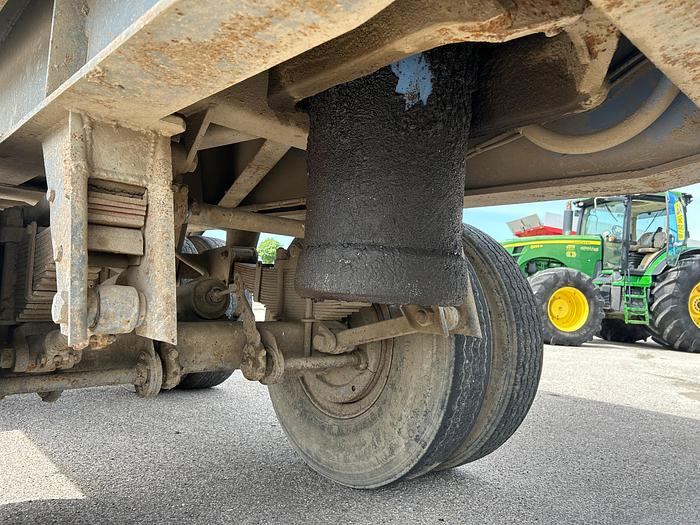 Usato Rimorchio Pagliari 3 assi trilaterale-200 quintali