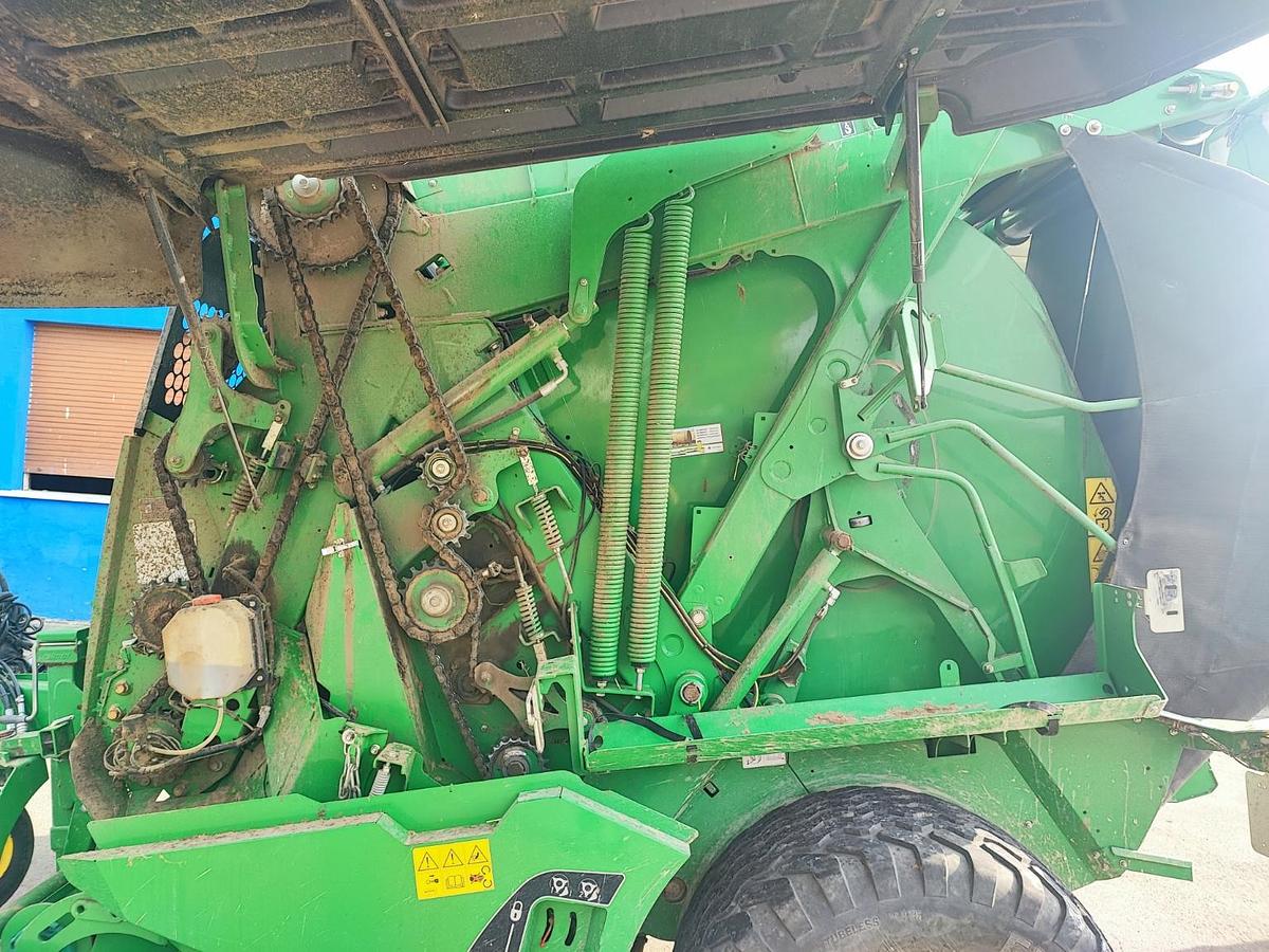 Usato Rotopressa John Deere 990 come nuova