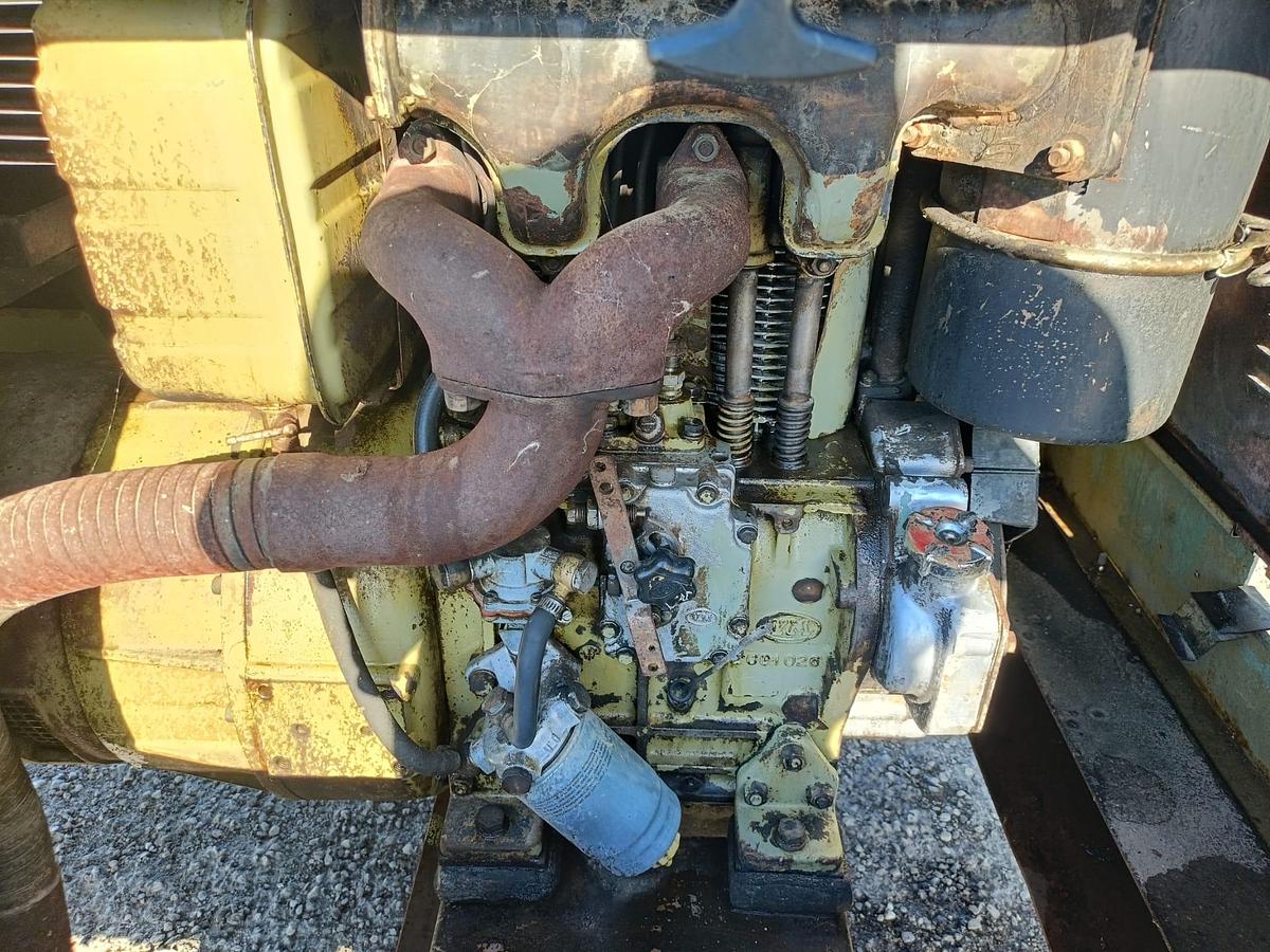 Usato generatore motore 2 cilindri WM marca Piccoli