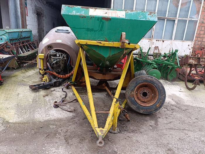 Used Spandi sale o concime marca Deilani
