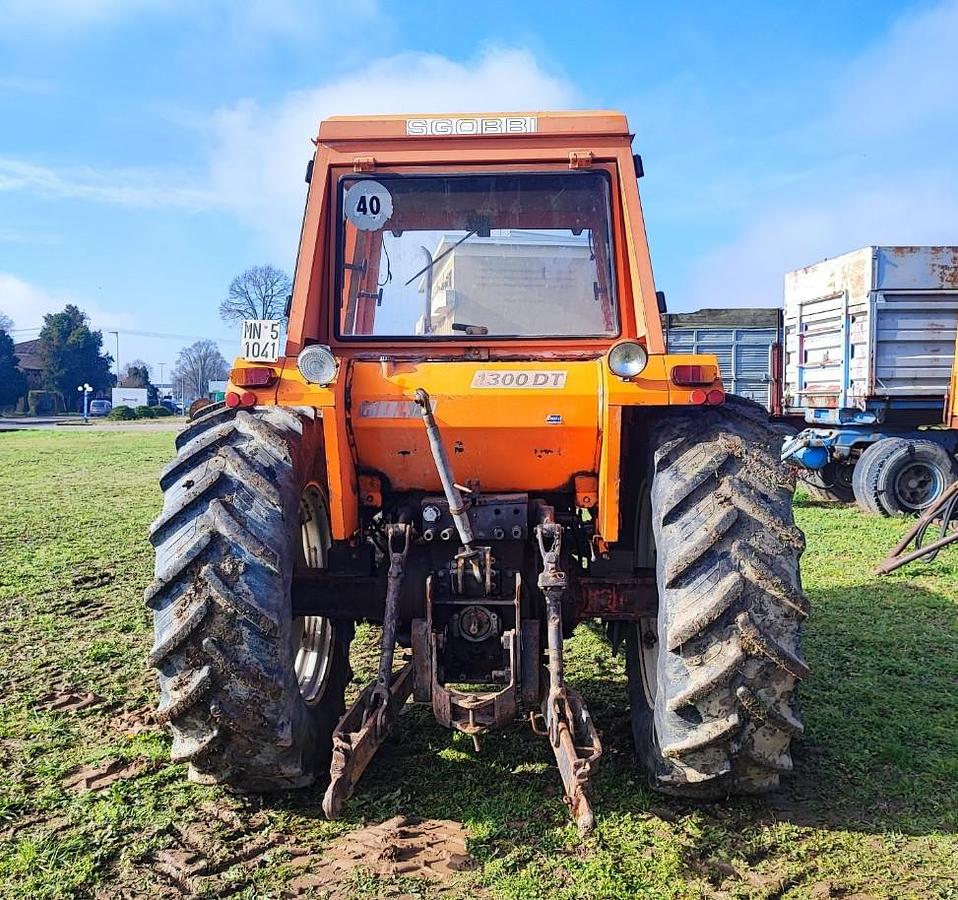 Usato Fiat 1300 Super-gomme nuove