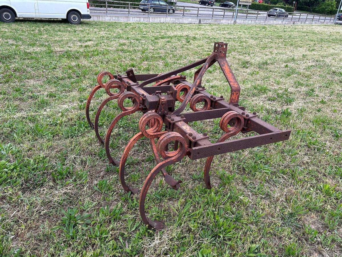 Usato Estirpatore preparatore a 9 ancore da 1,85m