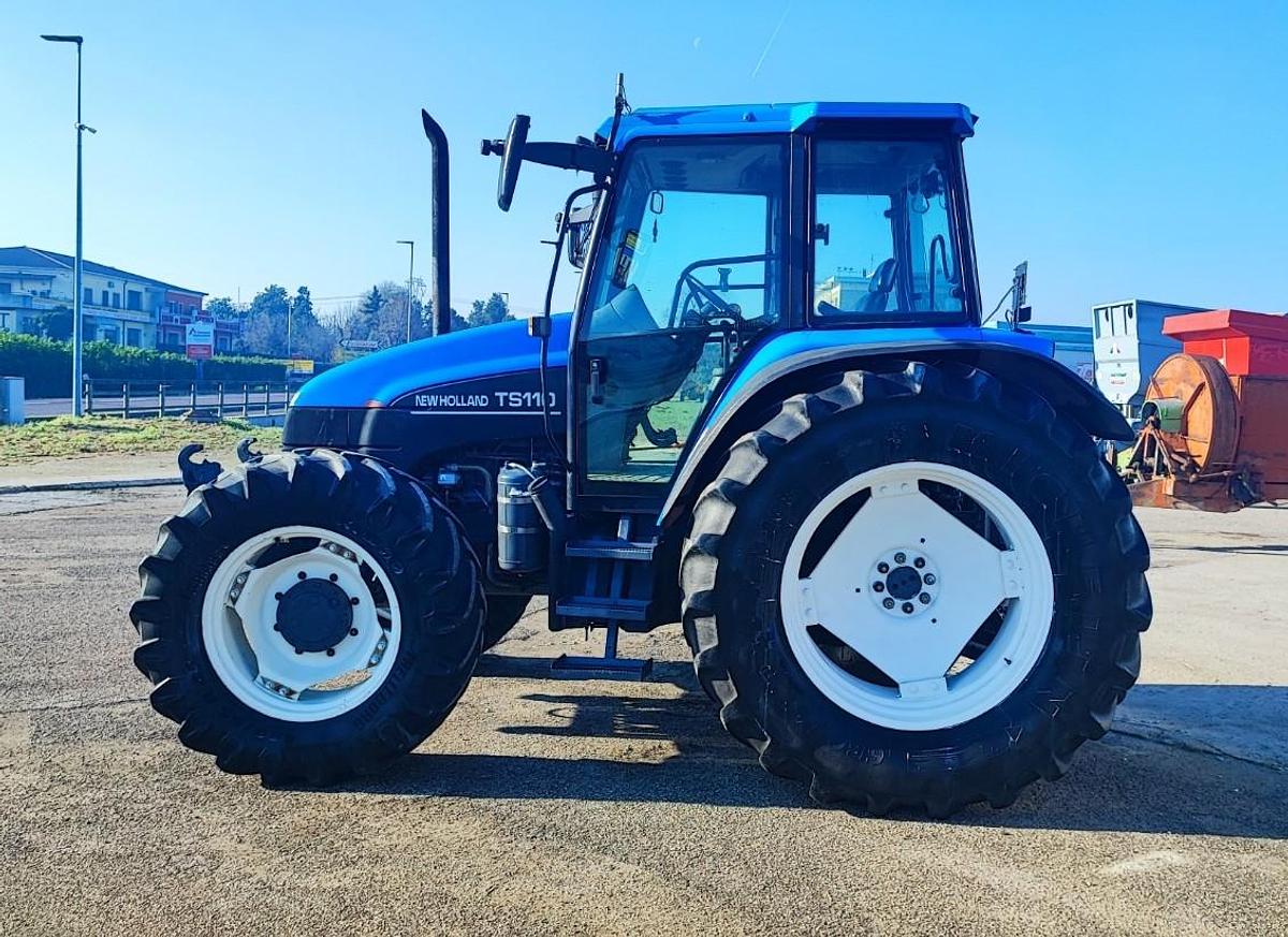 Usato New Holland TS110 fr.aria- soll+pdf ant