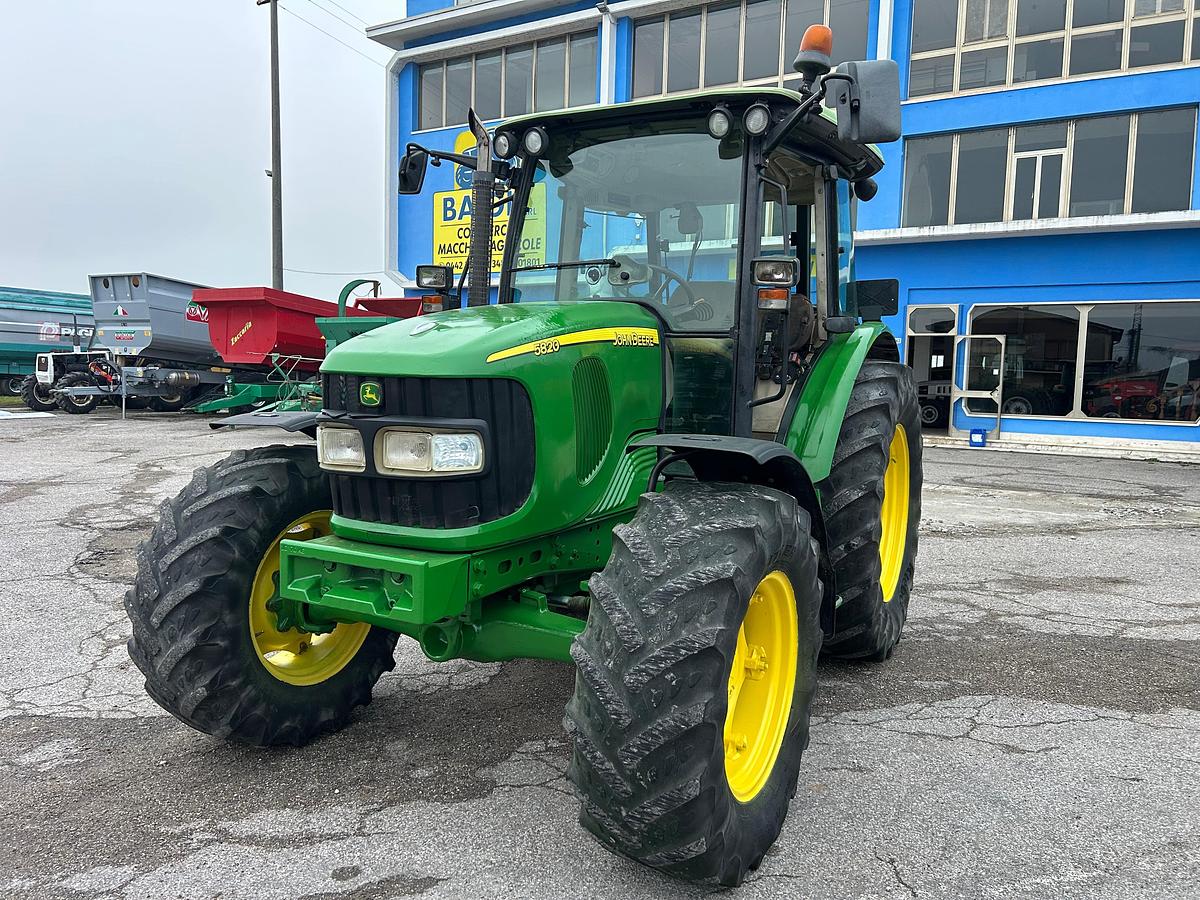 Usato John Deere 5820-fr aria 140q