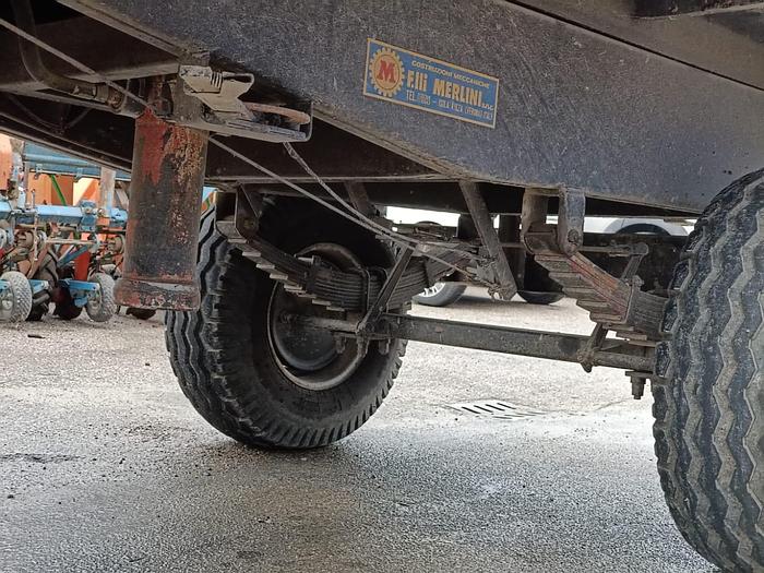 Usato Rimorchio Merlini ribaltabile trilaterale