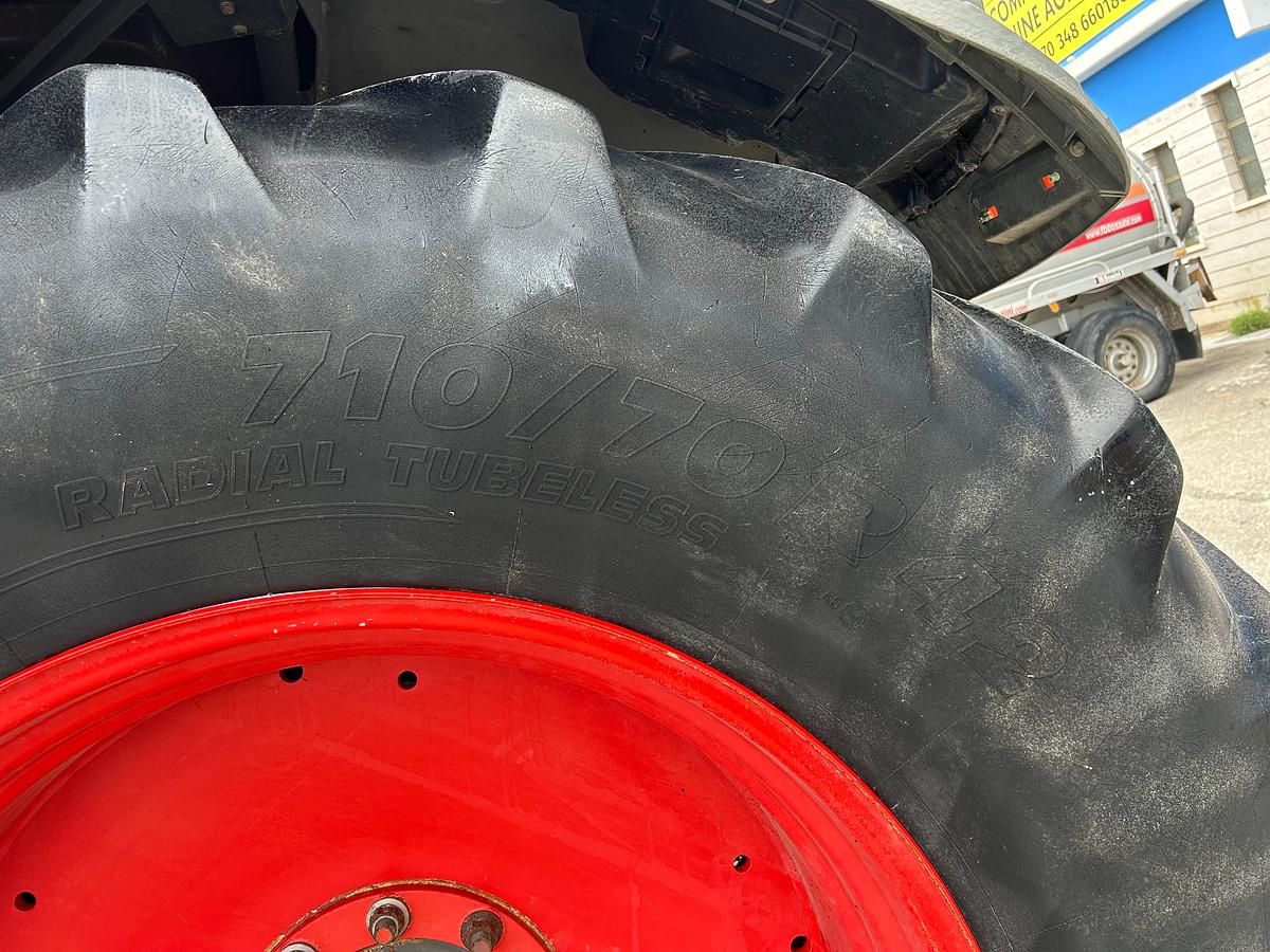 Usato Fendt 828 Vario Profi Plus- PTO e soll ant