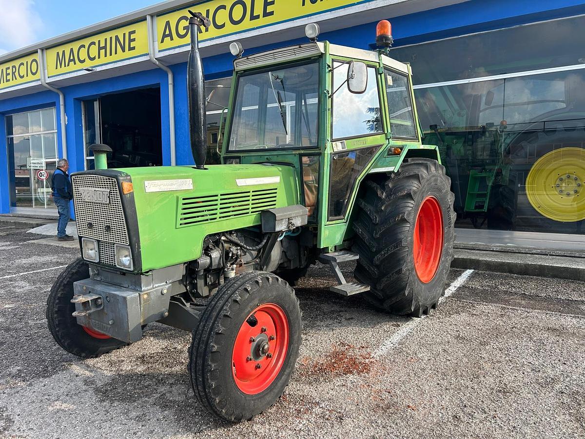 Usato Fendt Farmer 108 S Auris Turbomatik-clima-fr.aria