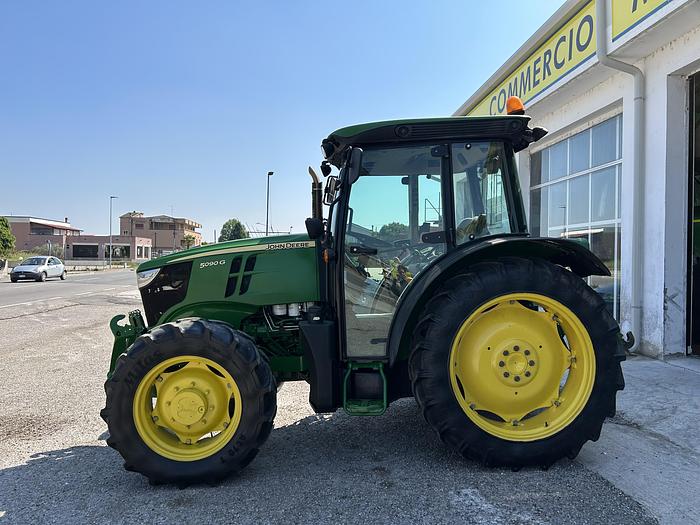 Usato John Deere 5090G-anno 2016-sollevatore anteriore