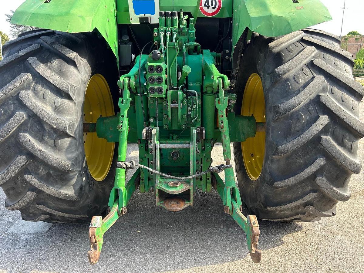 Usato John Deere 7700 caricatore Sigma4-benna e forche
