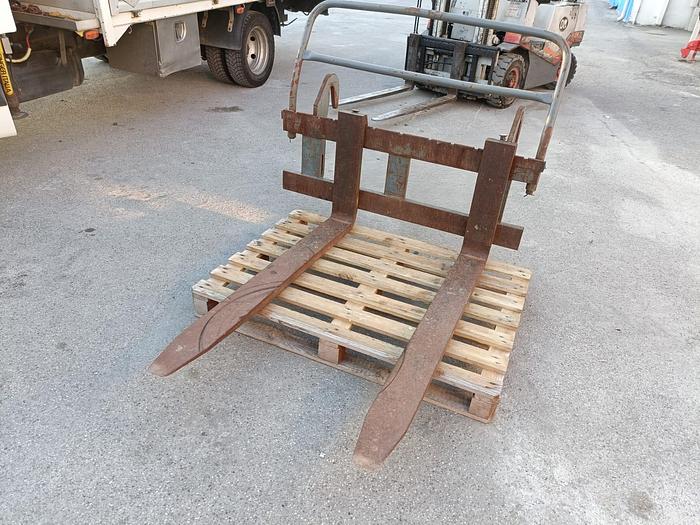 Usato Forche per telescopico Terexlift 2506