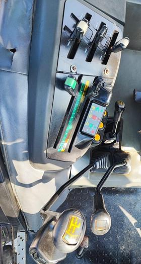 Usato Lamborghini 664-60 con doppia presa di forza