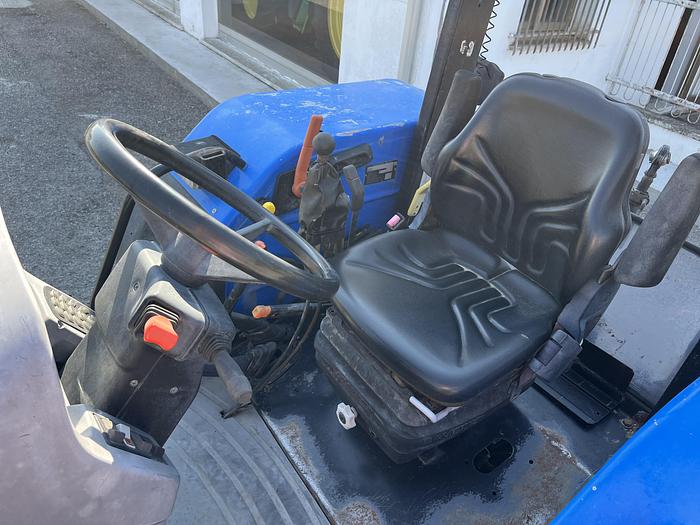 Usato New Holland TL100 A con caricatore SIGMA 4