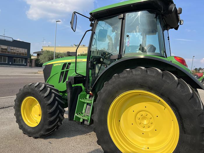 Usato John Deere 6090 MC- anno 2016- ore 2640