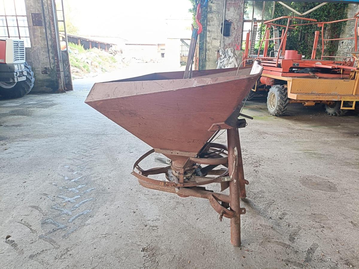 Usato Spandiconcime vari