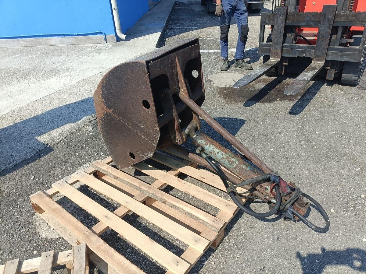 Usato Benne per caricaletame o escavatore