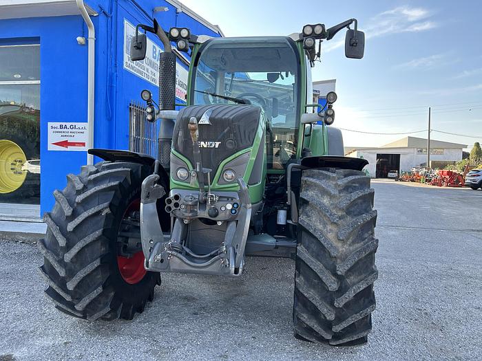 Usato Fendt 512 con cambio Vario e TMS- ore 6500