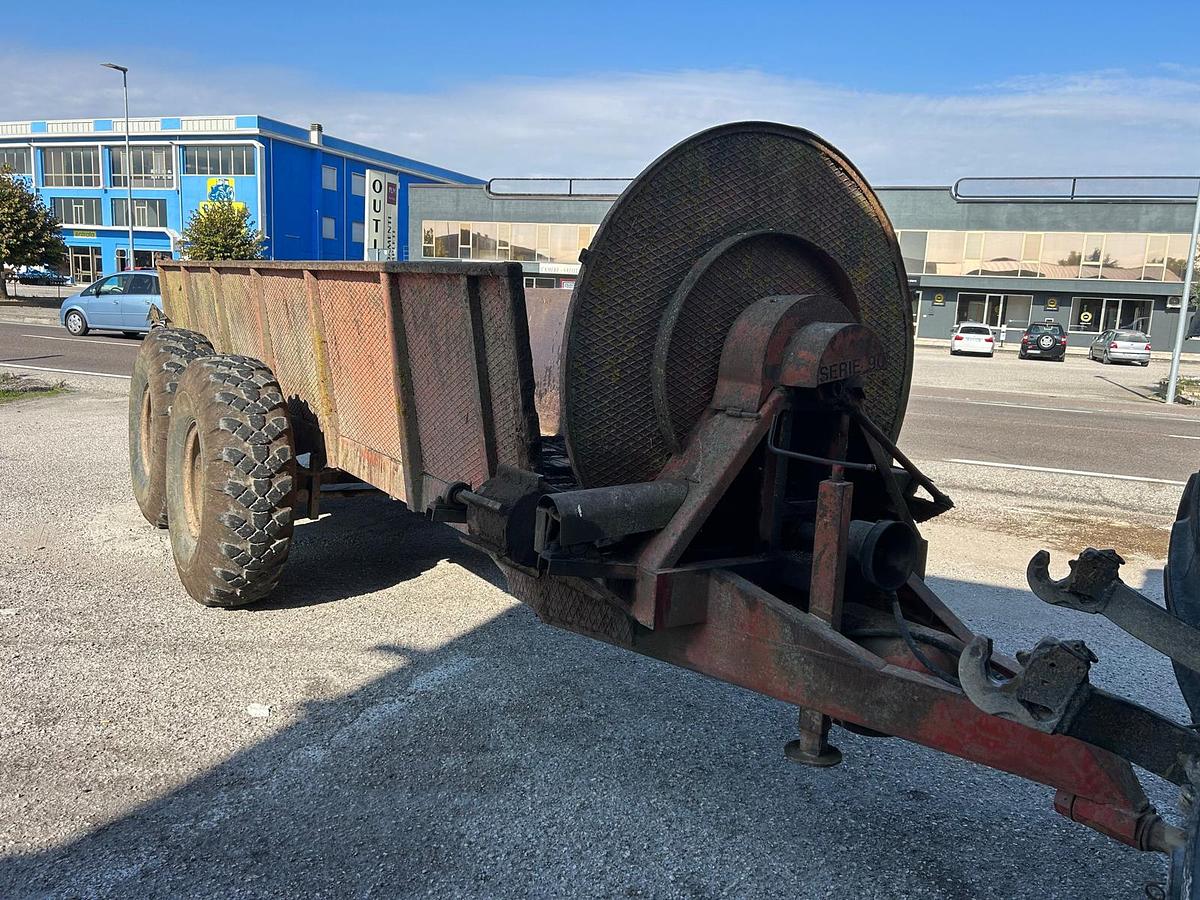 Usato Spandiletame 2 assi Corma C 100- 90 Q- targa e libretto