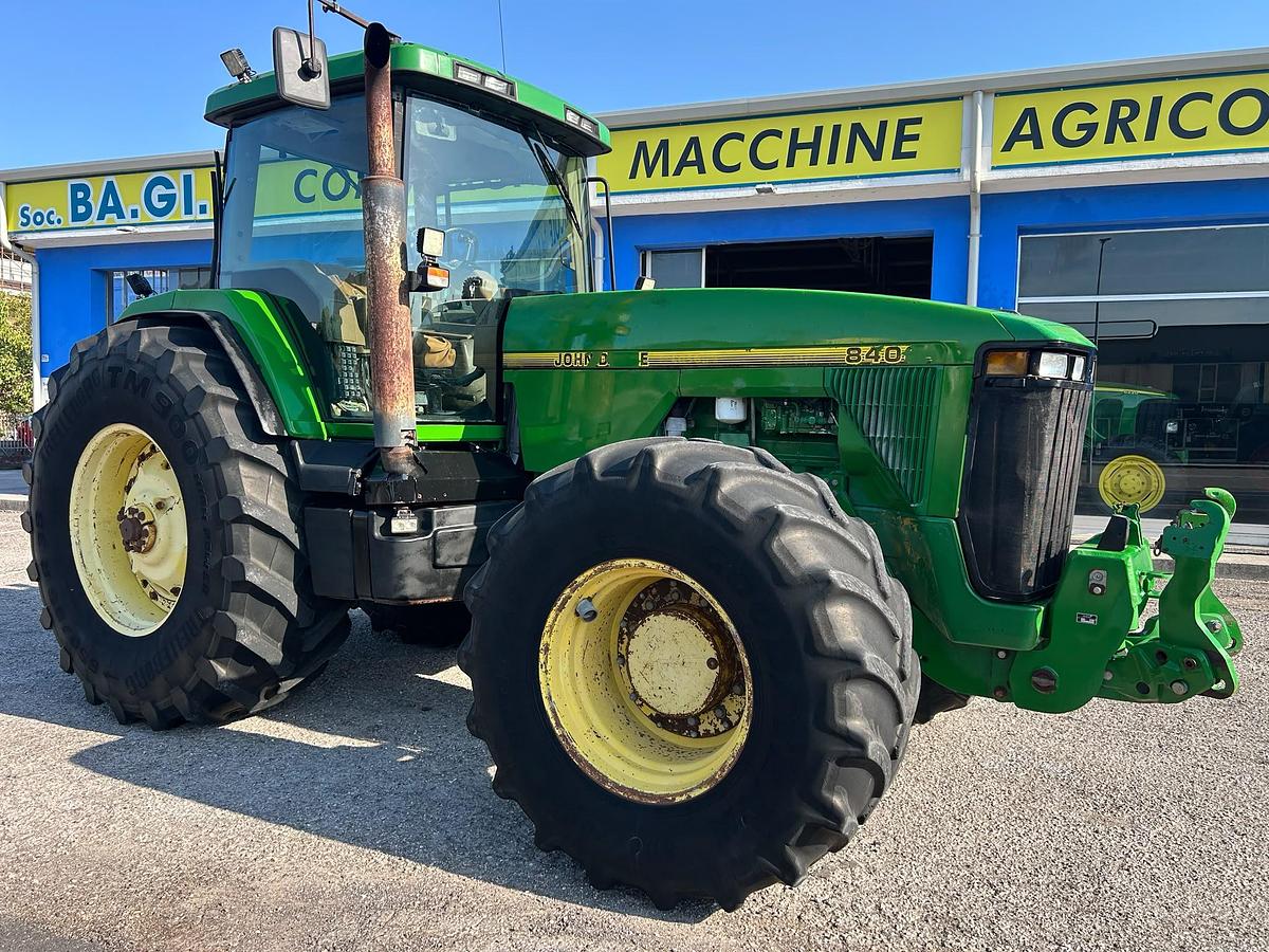 Usato john deere 8400- CV 260