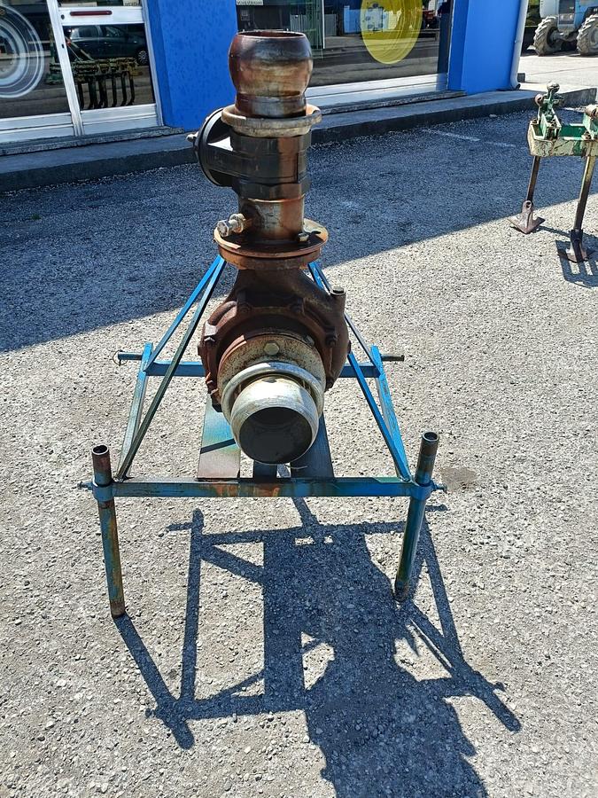 Usato pompa con cavalletto Bertolaso