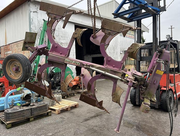 Usato Aratro bivomere De Franceschi modello 14D