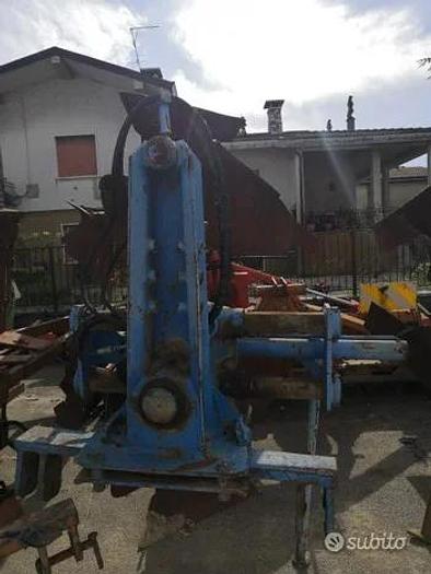 Usato Aratro monovomere Annovi