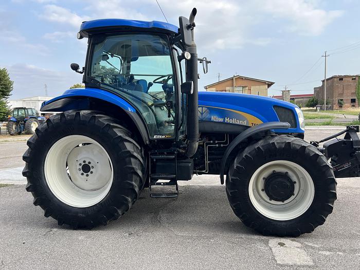 Usato New Holland T 6070 elite- CV 180- anno 2012