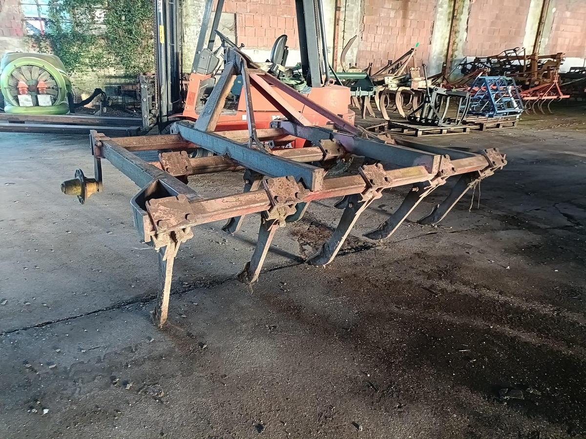 Usato ripuntatore preparatore a 9 ancore 2,50m