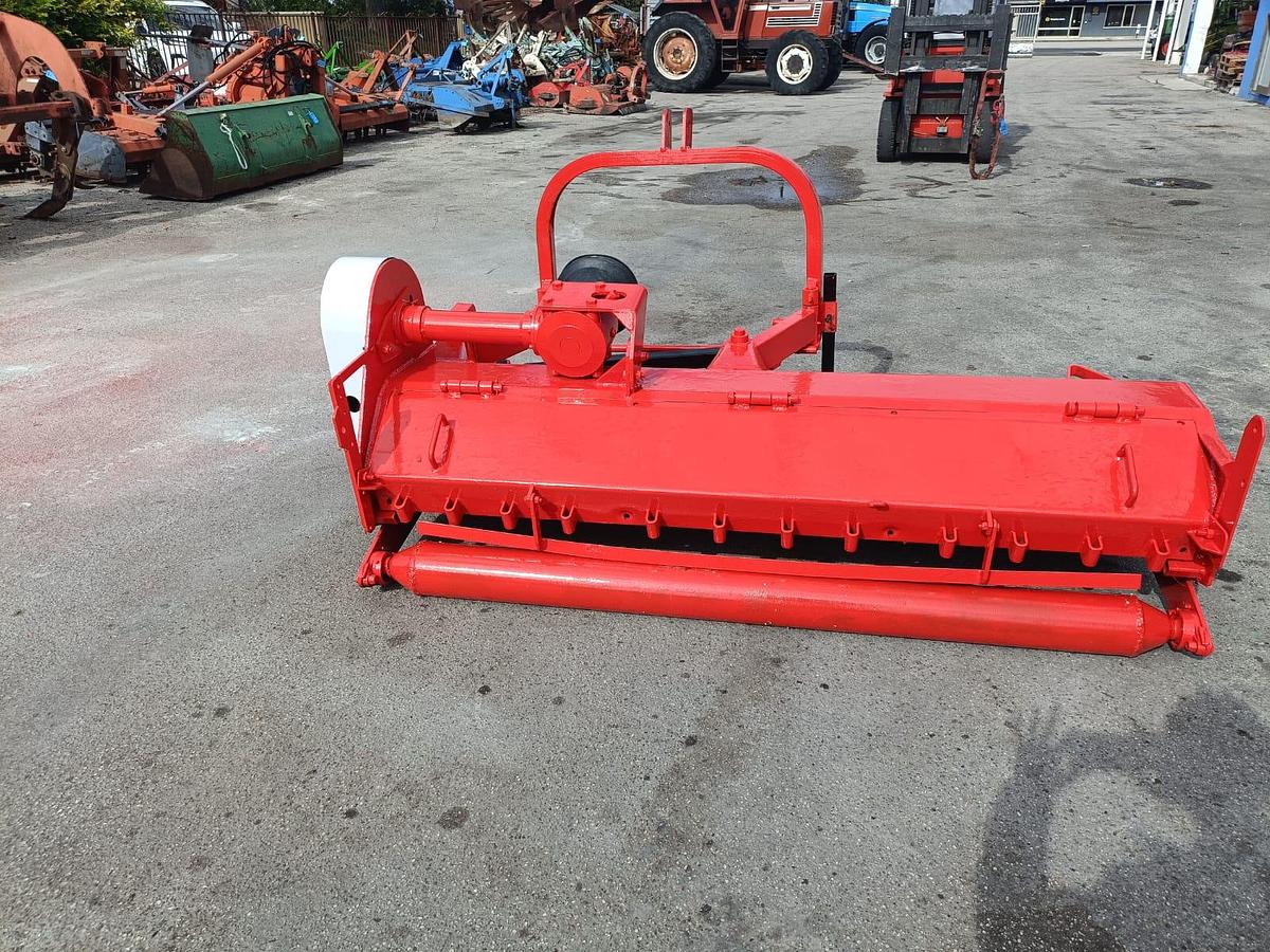 Usato trincia Faustini a mazze da 2m