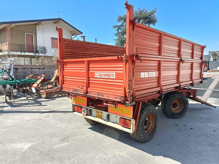 Usato Rimorchio ribaltabile trilaterale Selvatico