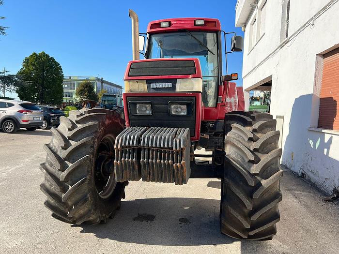 Usato Case International Magnum 7110- CV 180 -anno 1993