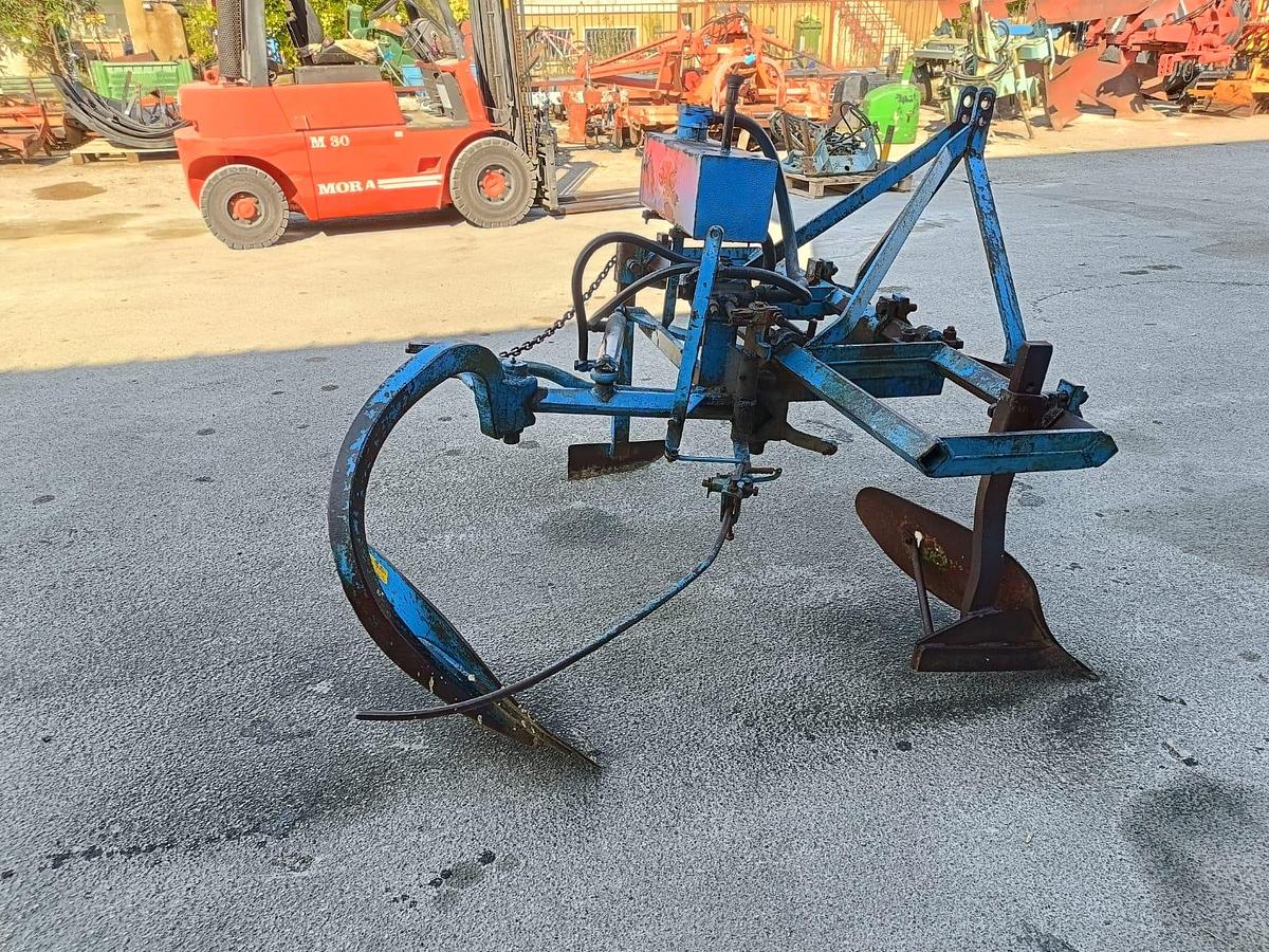 Usato Scalzatore a vomere per frutteto o vigneto
