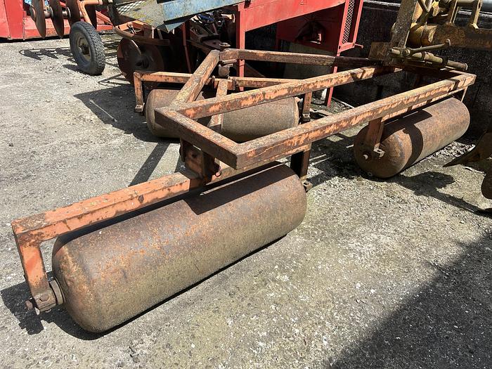 Usato Rullo a tre corpi trainato