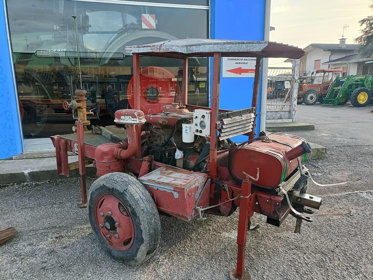 Usato gruppo motopompa- motore Fiat 4 cilindri 85 cv