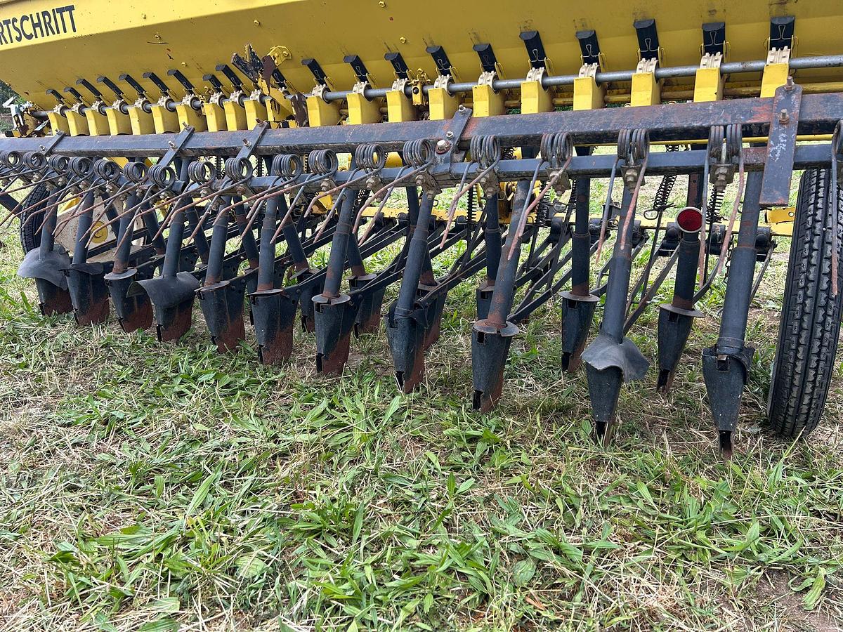 Usato Seminatrice per grano Fortschritt da 2,50m