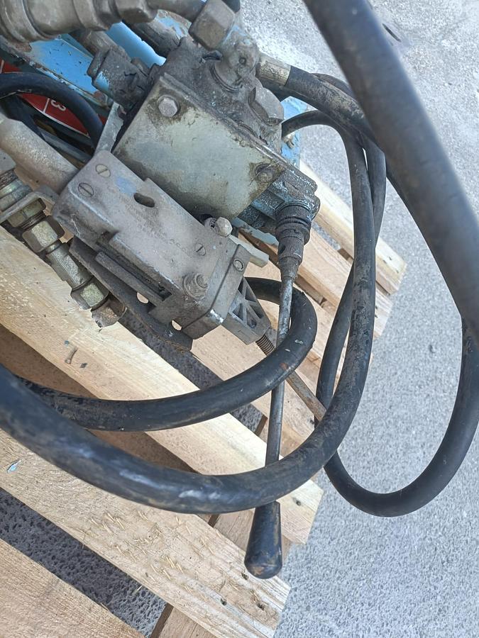 Usato Scalzatore ventrale Charrier a vomere