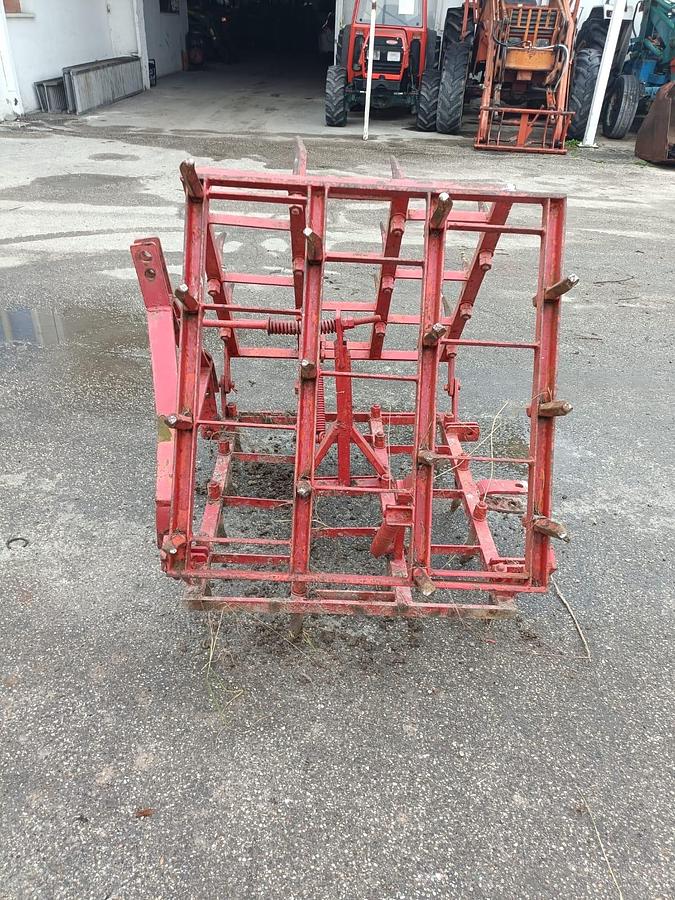 Usato erpice a denti fissi pieghevole da 3 metri