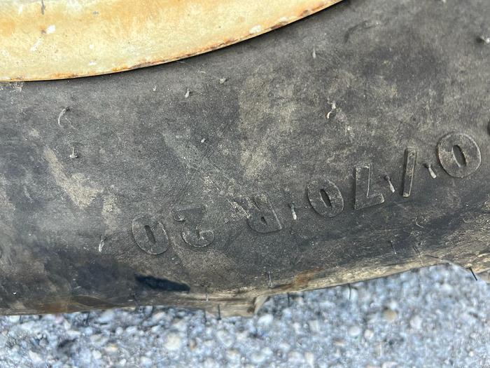 Usato Vendemmiatrice trainata New Holland braud TB 15