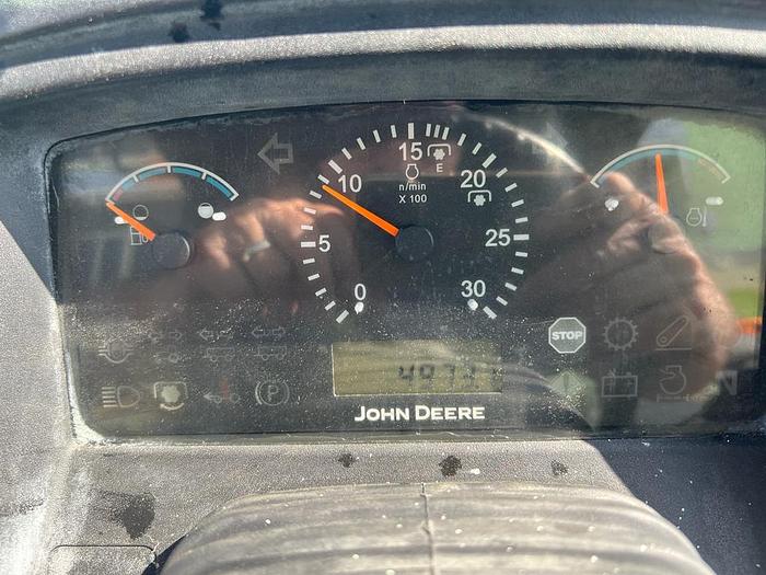 Usato John Deere 5105 M caricatore JD 563- anno 2012