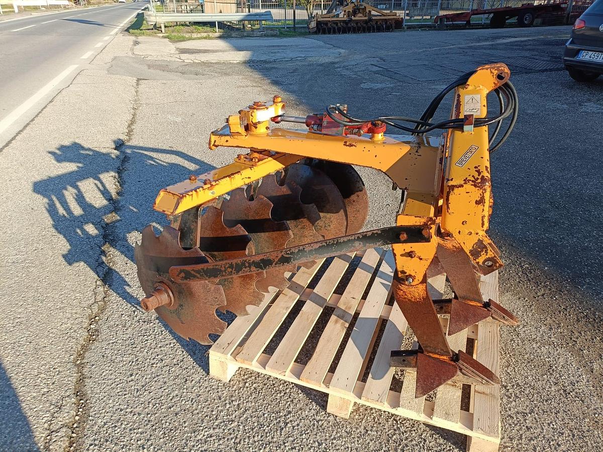 Usato ripper disco Oesse mod 6D idraulico-per vigneto o frutteto
