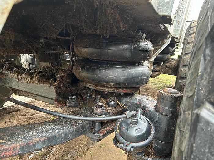 Usato Spandiletame Bossini SB200 a 3 assi- zincato