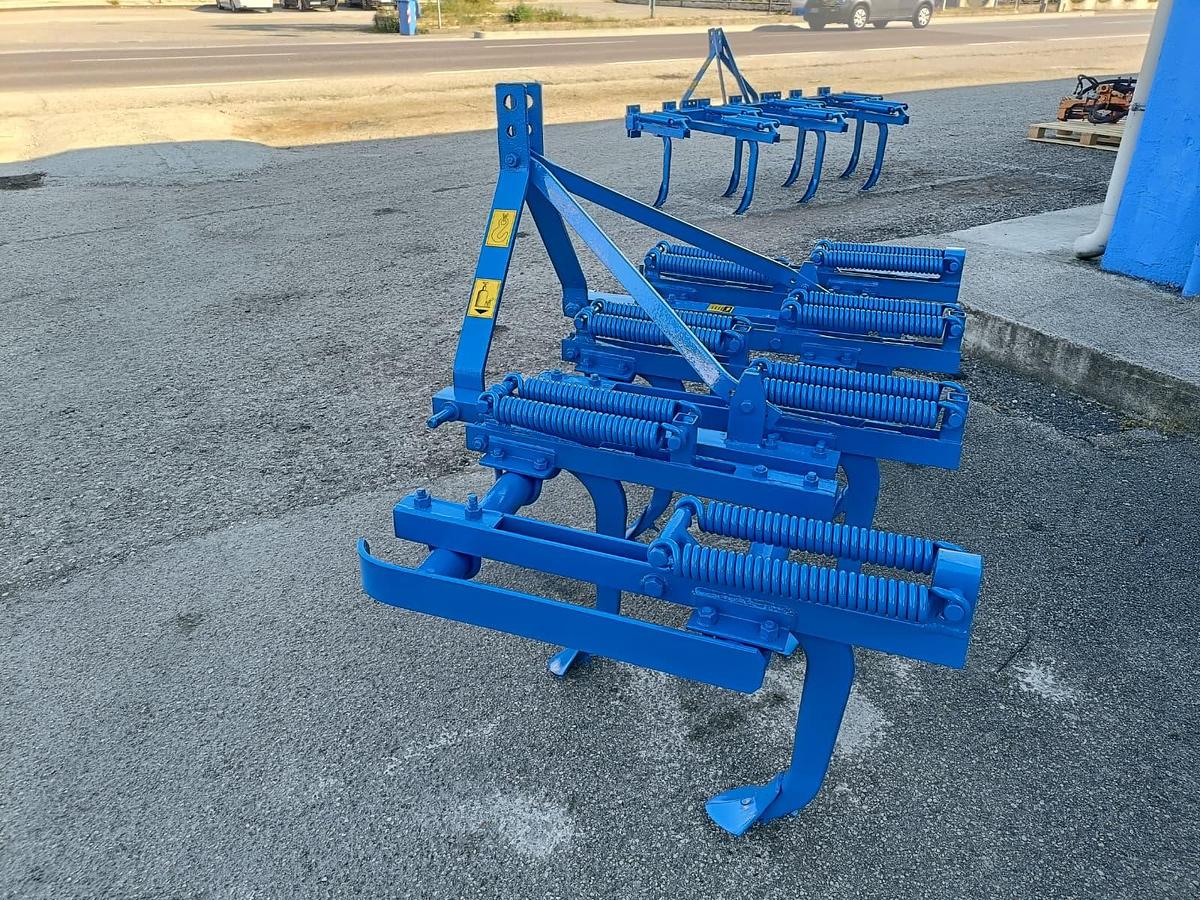 Usato estirpatore a molle da 1,70 m