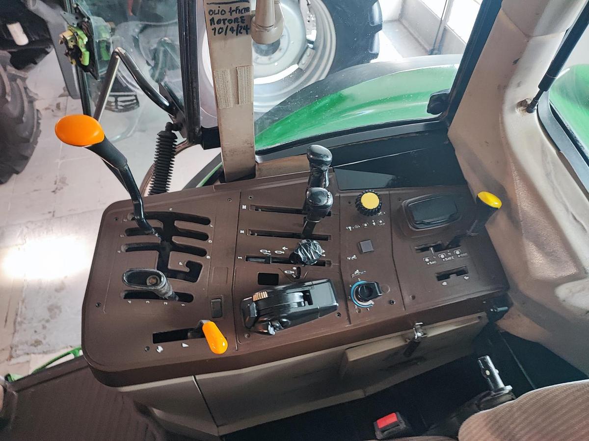 Usato John Deere 6520 SE
