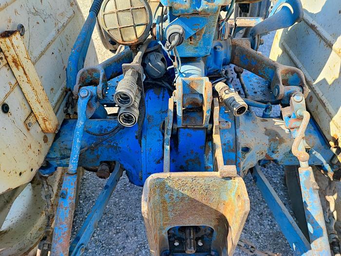 Usato Ford 3000-3 distributori idraulici