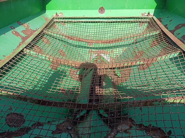 Usato Spandiconcime trainato Eurospand da 12q con catene