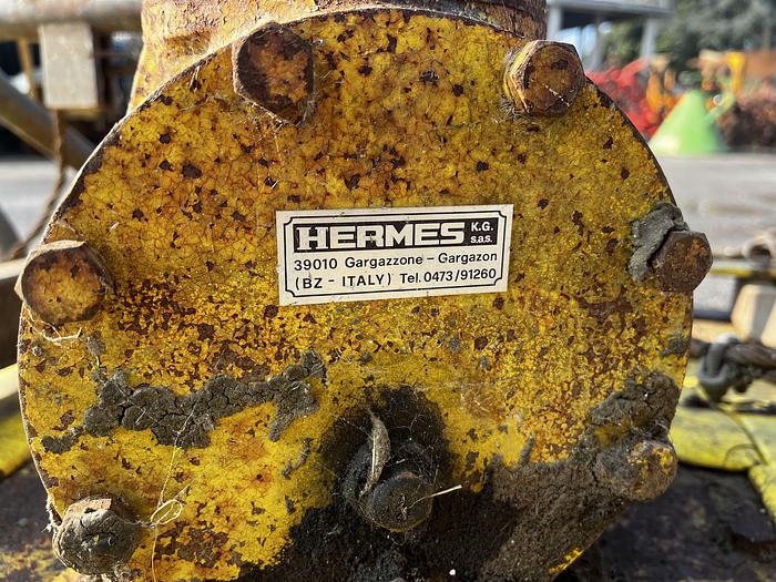 Used Taglia erba marca Hermes da 1,80m