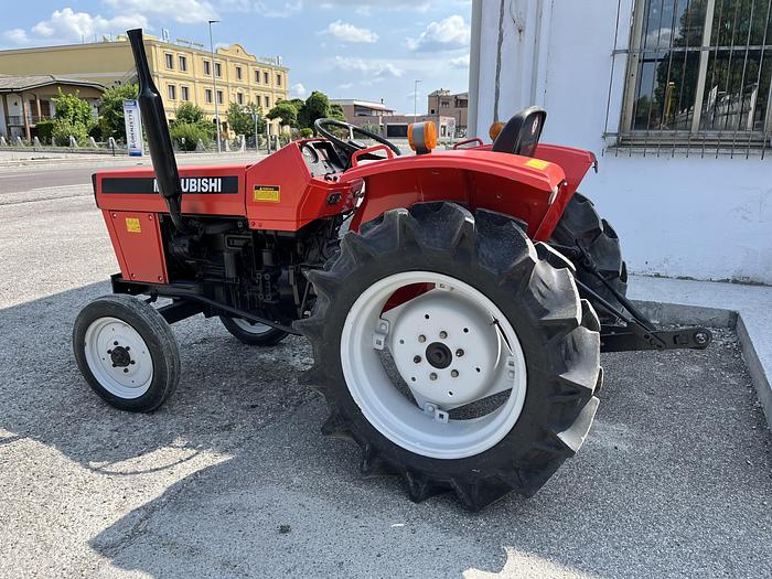 Used Trattore Mitsubishi