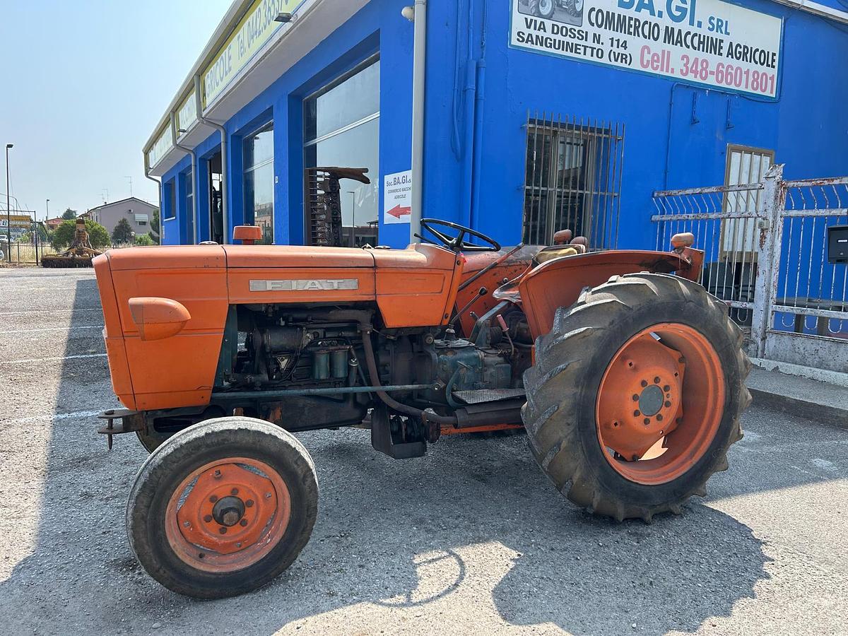 Usato Fiat 415 con barra falciante